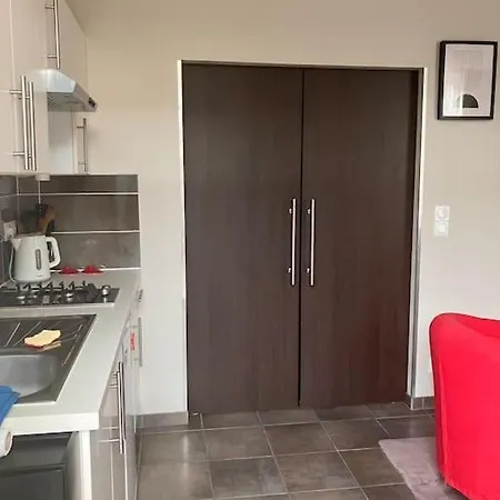 Appartement Cosy Tout Equipe Et Parking Couvert Prive Aux Portes De Flers Exterior foto