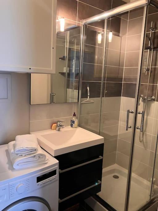Cosy Equipe Et Parking Couvert Prive Aux Portes De *